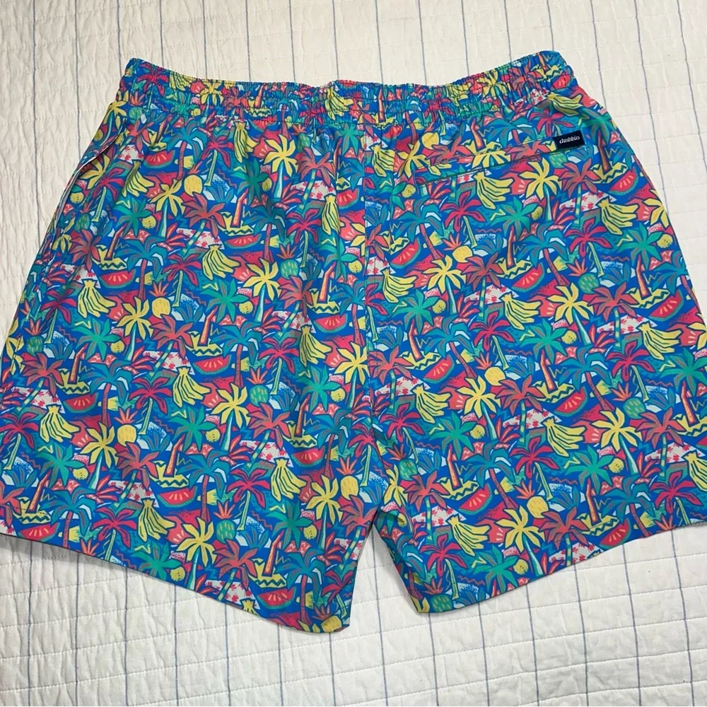 Chubbies Mens Regular fit Swim Trunks Swimwear Large Blue Floral ‎ XL
